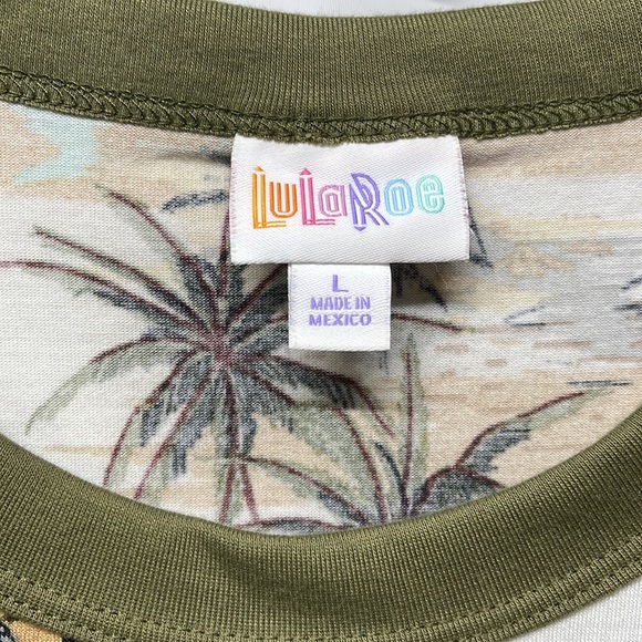 LULAROE UNKNOWN STYLE SHIRT SZ L UNISEX NEW WITHOUT TAGS - Picture 2 of 2